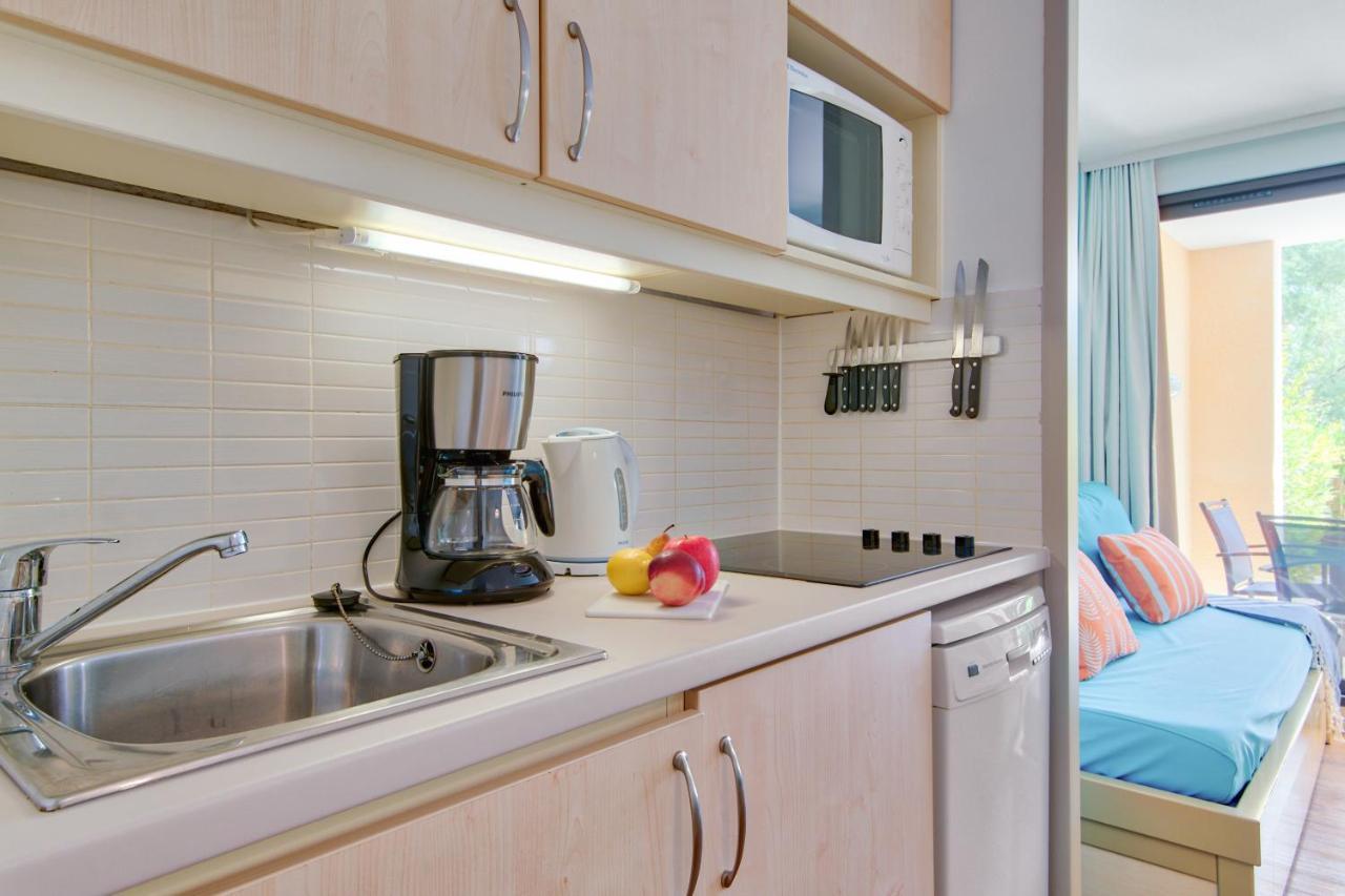Residence Pierre & Vacances Les Parcs De 格里莫 外观 照片