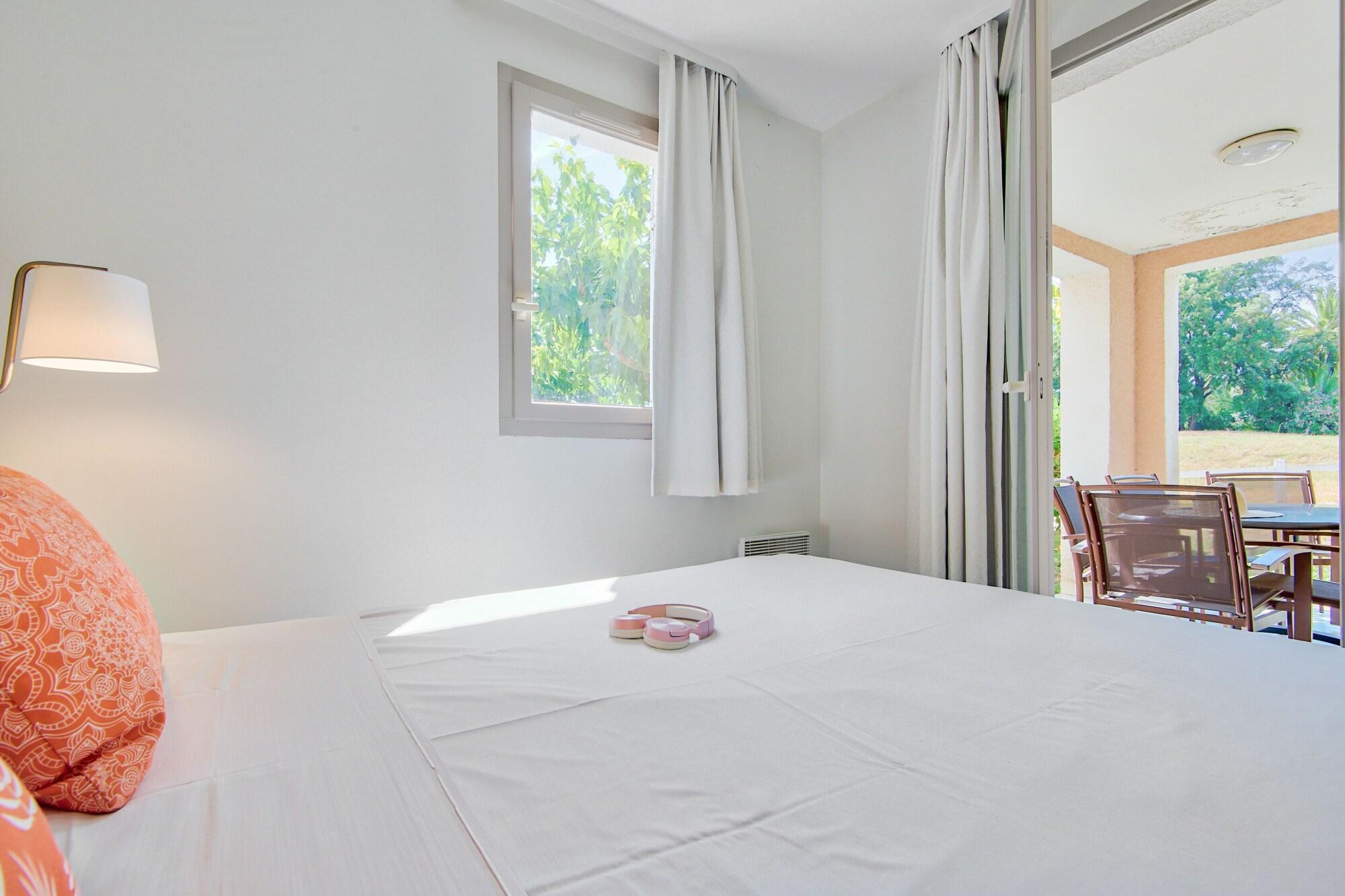 Residence Pierre & Vacances Les Parcs De 格里莫 外观 照片