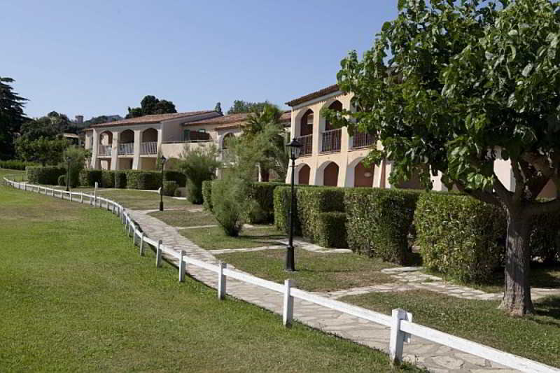 Residence Pierre & Vacances Les Parcs De 格里莫 外观 照片