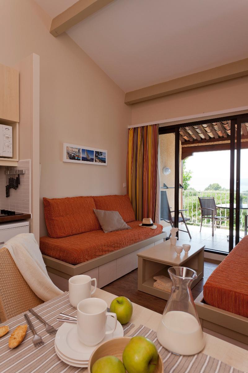 Residence Pierre & Vacances Les Parcs De 格里莫 外观 照片