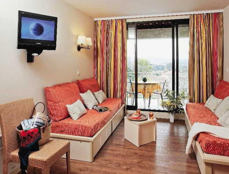 Residence Pierre & Vacances Les Parcs De 格里莫 外观 照片