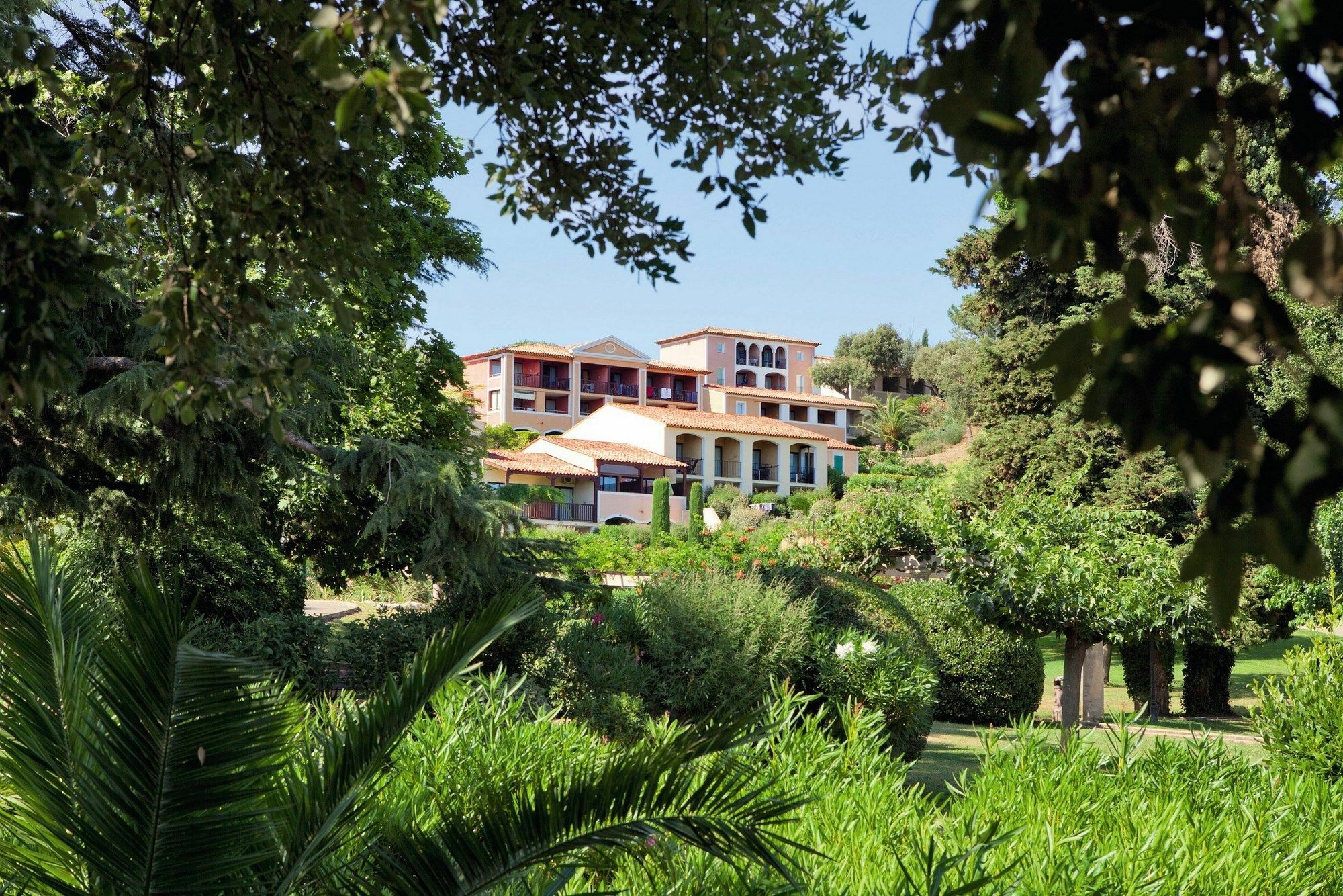 Residence Pierre & Vacances Les Parcs De 格里莫 外观 照片